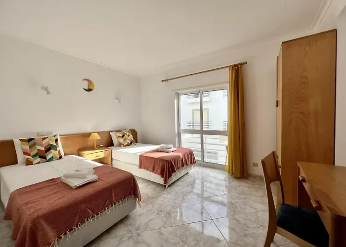 Falesia 4 By Homing Apartamento *